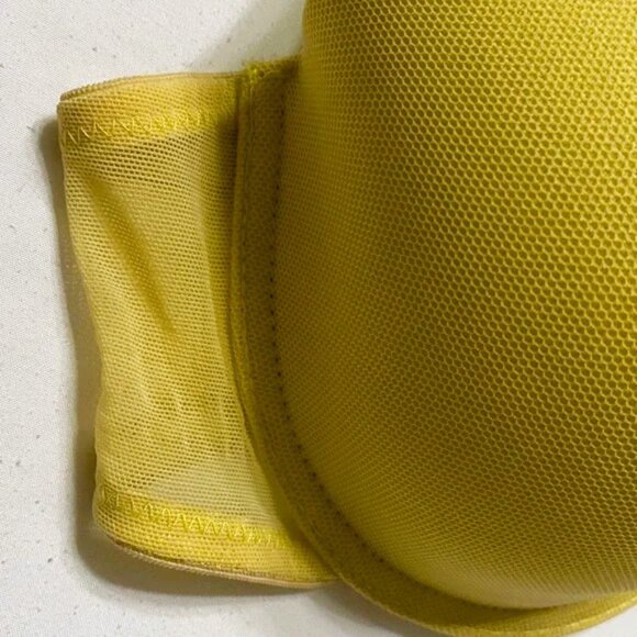 Victoria’s Secret Plunge Padded Mesh & Lace Push-up Underwire Bra 36B - Picture 13 of 17